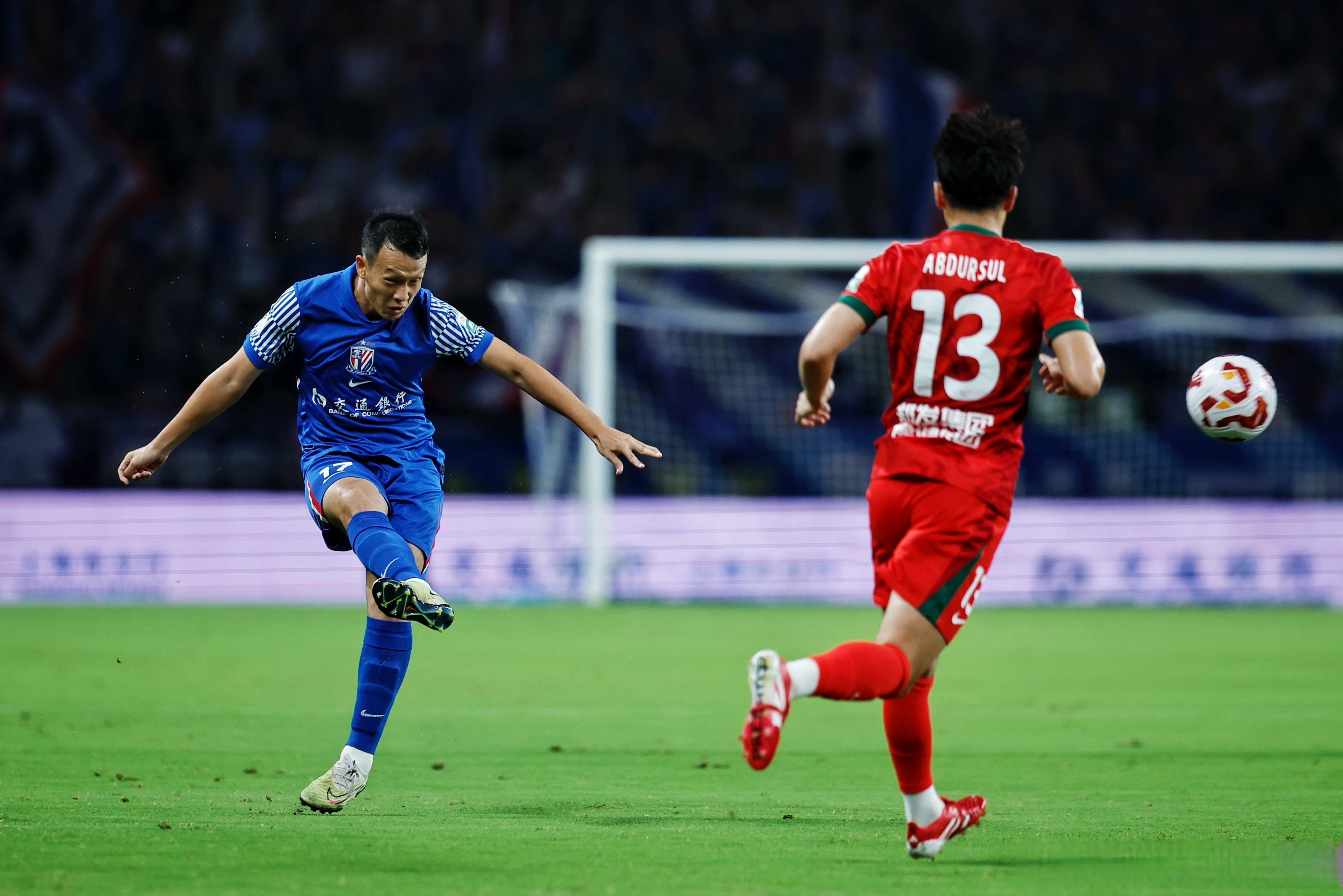 中欧体育平台登录上海申花迎亚冠关键赛;关键时刻刷新队史纪录;话题不断;更衣室氛围转暖的简单介绍