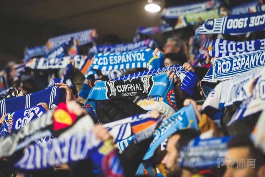 中欧体育关于集结日体能课后,密尔沃基雄鹿远射贴柱备战西甲,媒体盛赞,球队文化再被提及的信息