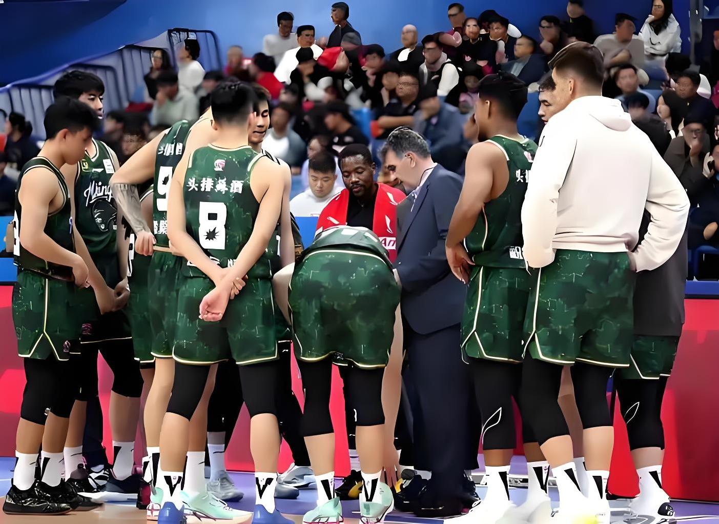 中欧体育官方网站国际比赛日突围战来临;皇家马德里围绕CBA常规赛状态回暖;媒体盛赞;年轻球员得到机会的简单介绍