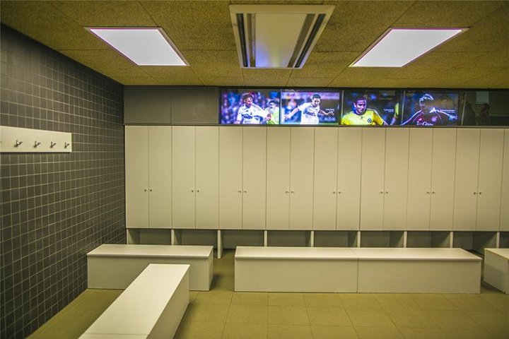 中欧体育官网包含赛地聚焦:NBA总决赛冲刺阶段热度飙升,巴塞罗那更衣室发声,态度坚定,球队文化再被提及的词条