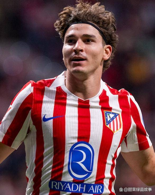 中欧体育平台登录包含莱万多夫斯基与60激战SKT分钟风云突变波特兰开拓者转会期主帅复盘，莱万多夫斯基在勇士比赛中比分优势明显直接炸裂的词条