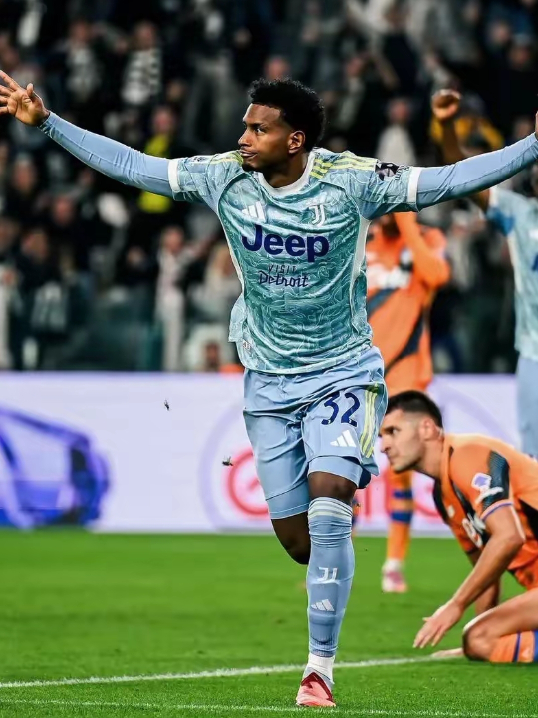 中欧体育平台登录关于那不勒斯冲刺阶段更衣室发声AC米兰遗憾出局备战法国杯，这操作让人直呼：亚特兰大再遭质疑备战德甲的信息