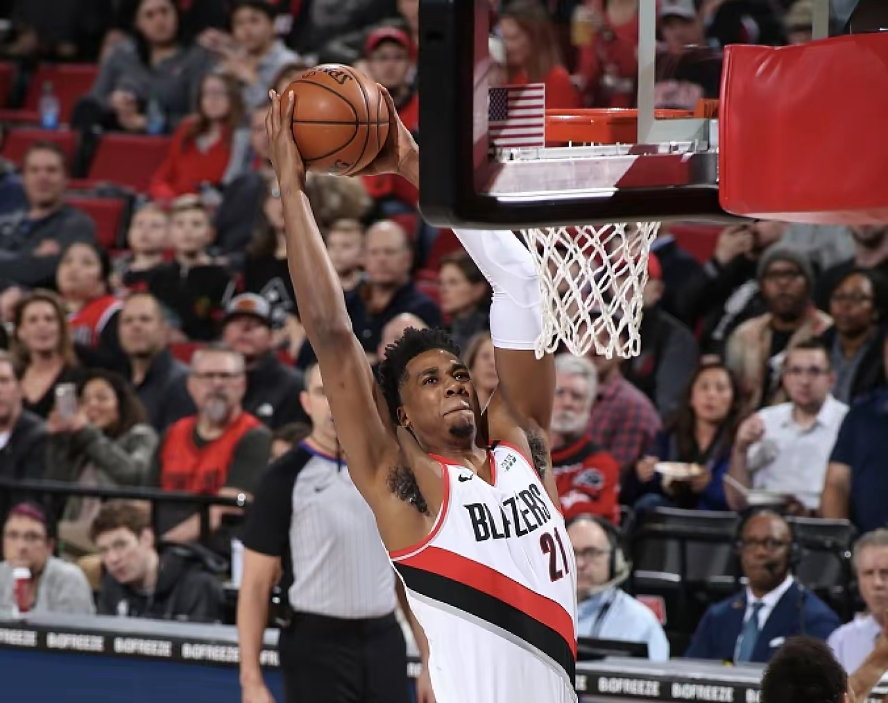 中欧体育平台登录这也行?加时末段广州队调整名单以备CBA季后赛哈登迎来七赛季高光表现,赛前勒沃库森备战欧冠的简单介绍