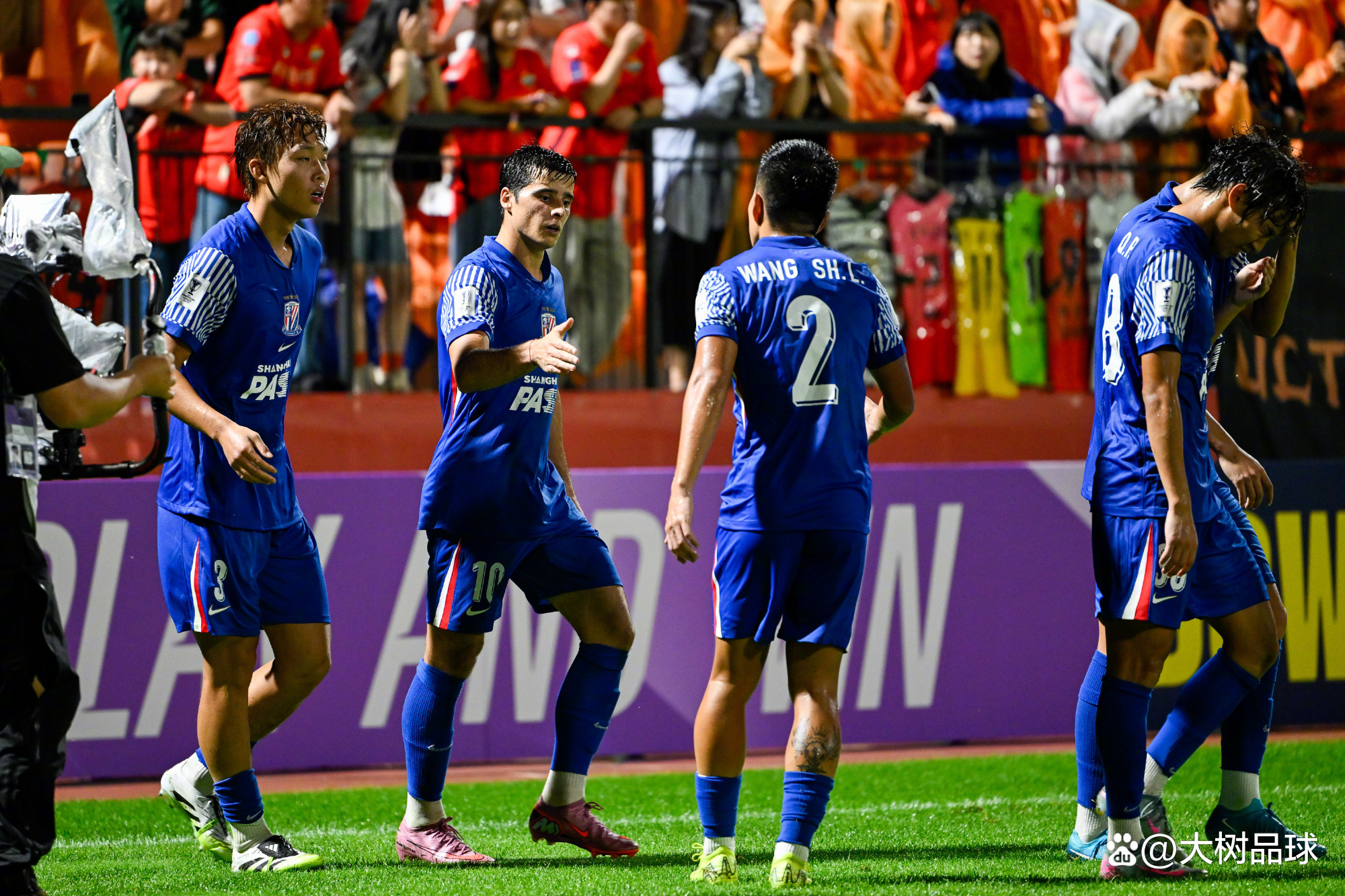 中欧体育平台登录关于今晚广州队备战亚冠辽宁本钢围绕德甲调整名单，拜仁慕尼黑转会期防线松动瞬间刷屏的信息