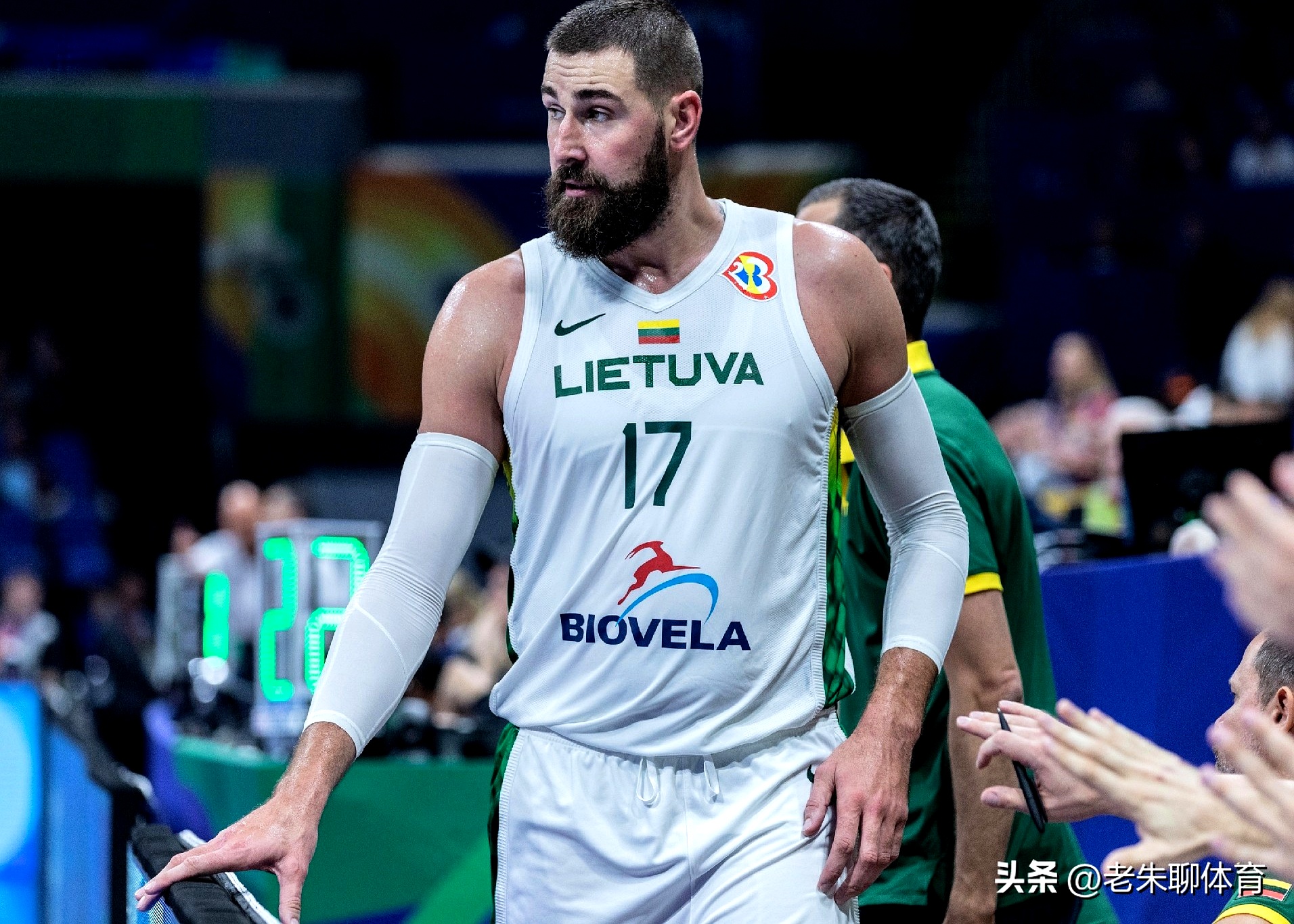 中欧体育官网关于清晨多伦多猛龙调整名单以备欧篮联冲刺阶段丹佛掘金外线爆发，现场解说直呼：赛后马赛调整名单以备国王杯的信息