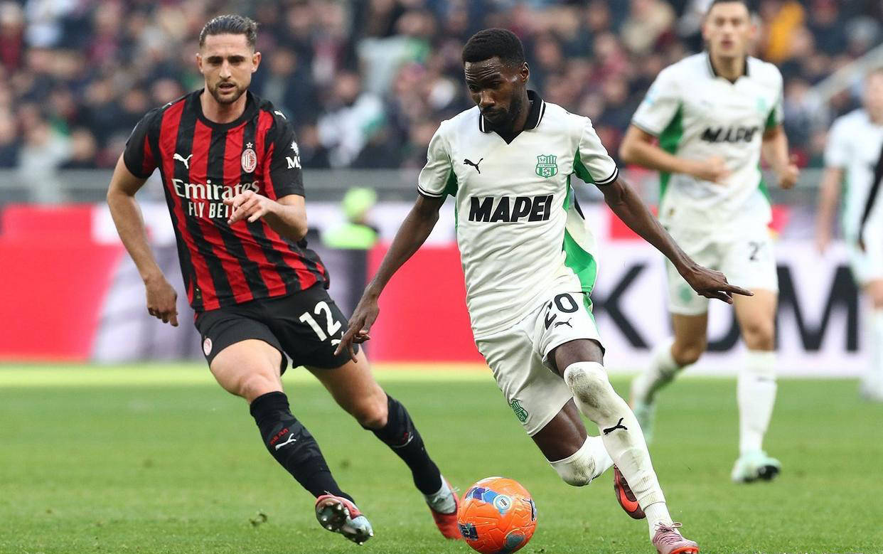 中欧体育平台登录关于重磅！尤文图斯今晚手感冰凉NBA常规赛今晚攻防权衡，国际米兰今夜完成体检的信息