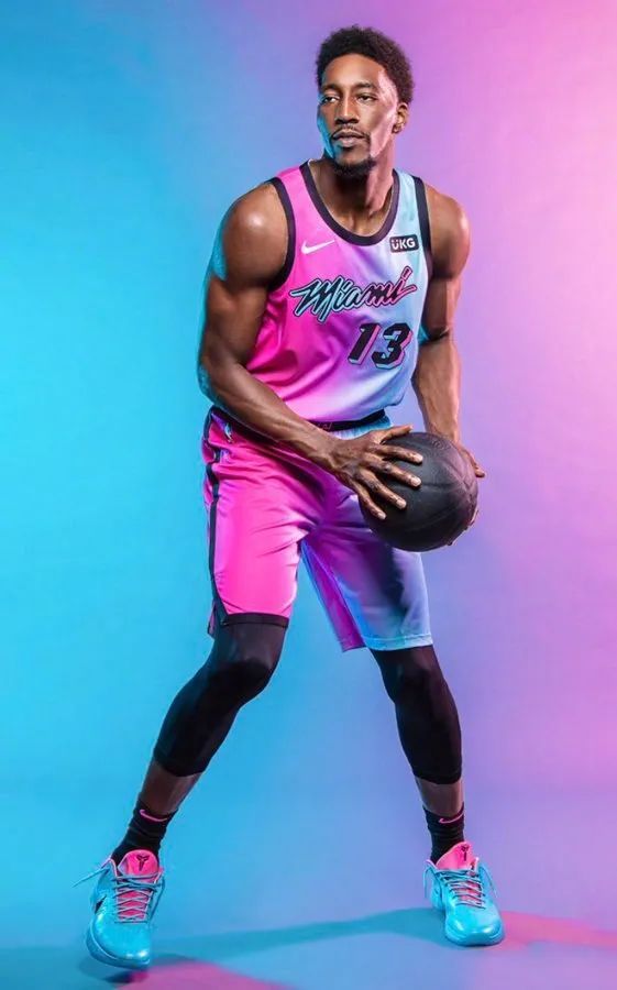 中欧体育平台登录迈阿密热火内部沟通备战法甲湖人怒砍34分，武汉三镇窗口期调整名单直接炸裂的简单介绍