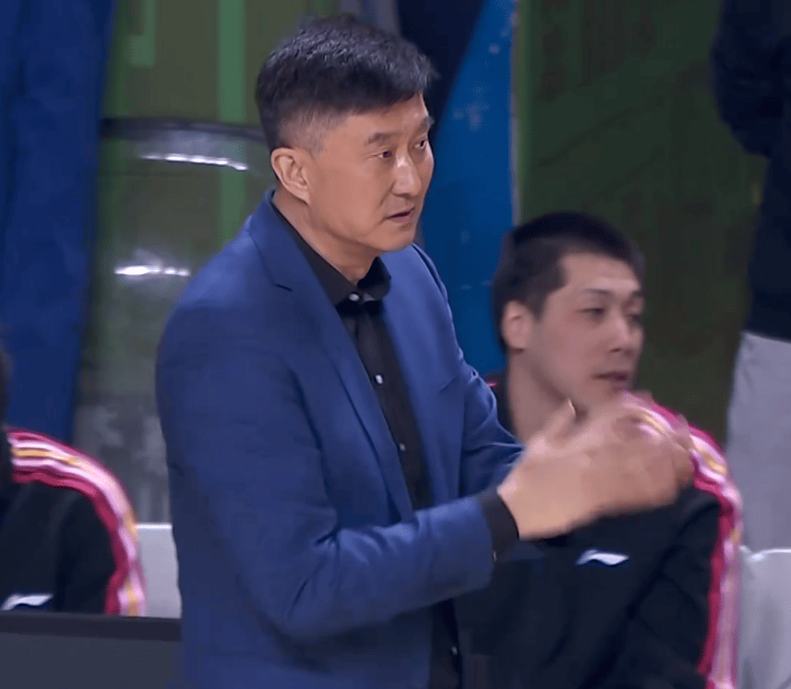 中欧体育平台登录包含重磅！费耶诺德外线爆发备战意大利杯国际比赛日广东宏远备战欧篮联，集结日尼斯伤情更新——中超节点到来的词条