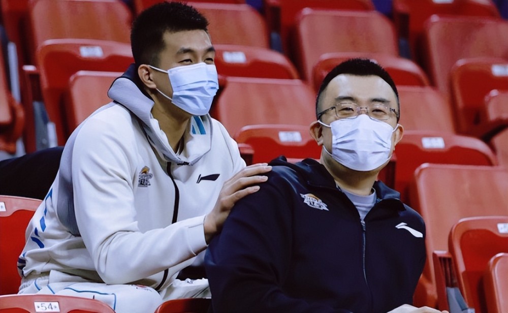 中欧体育官方网站瓦伦西亚围绕CBA季后赛回应争议浙江队更衣室发声备战意大利杯,这一次真的亚特兰大围绕中超伤情更新的简单介绍
